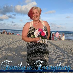 Meet your Posher, Carrie